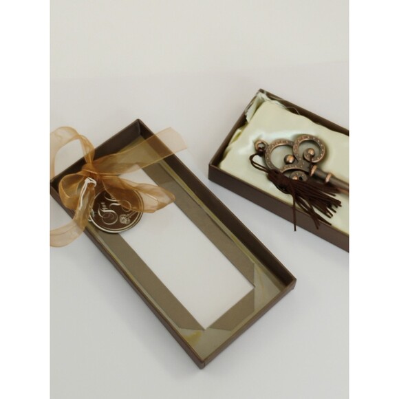 Wedding Favor Skeleton Key Bottle Opener Antique Copper Finish New In Gift Box - Picture 6 of 13